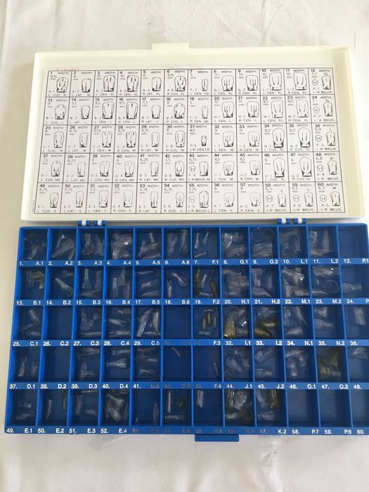 MATERIAL DENTÁRIO (consumível) - ÓTIMO ESTADO