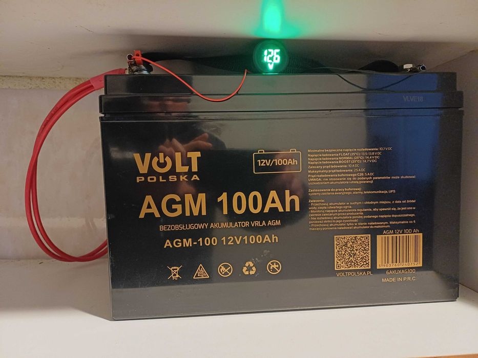 Солнечный инвертор Volt Polska SINUS PRO 1000 S 12/230V + AGM 100 Ah
