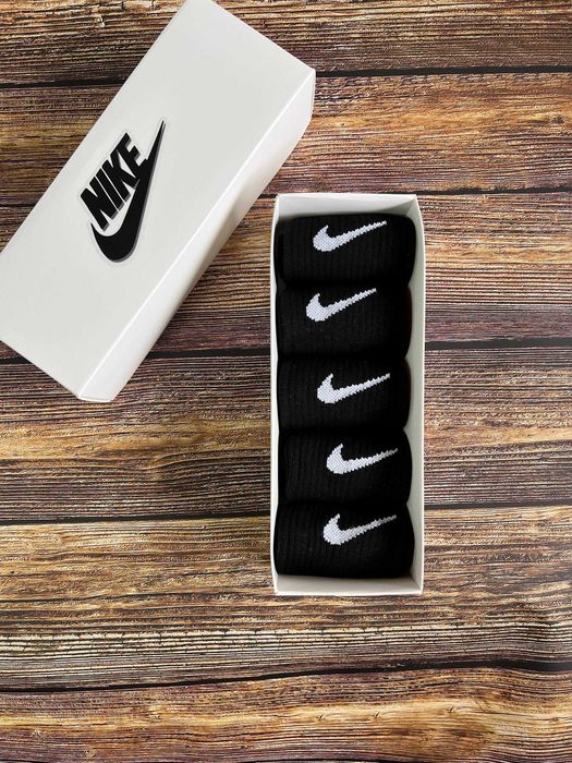 Skarpety nike dri-fit 5 par 39-42 w pudełku