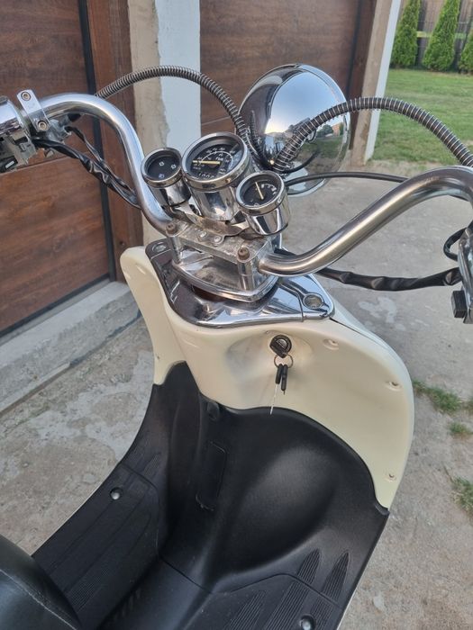 Skuter Retro  50 4t Chromy Biały połysk  Kufer Dowóz Tanio Polecam!!!