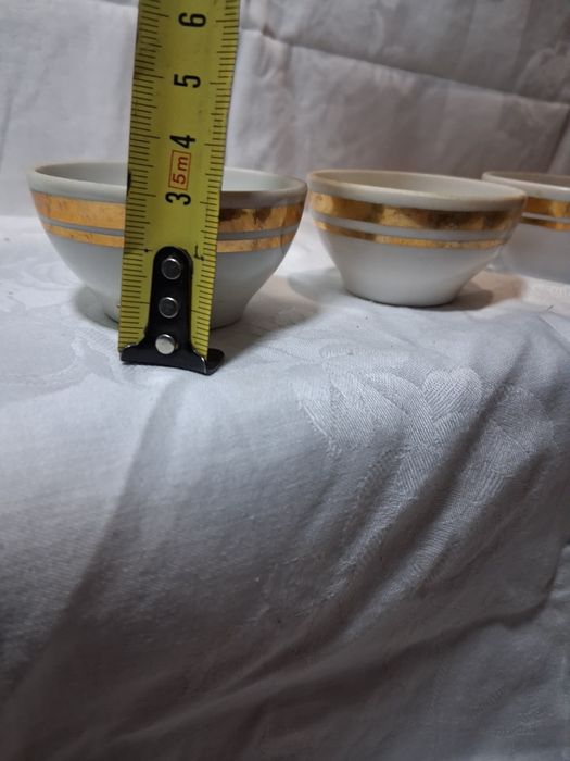 Filiżanki, czarki z japońskiej porcelany