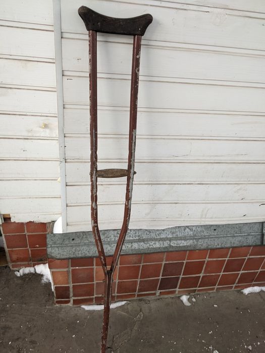 Костыль для ходьбы