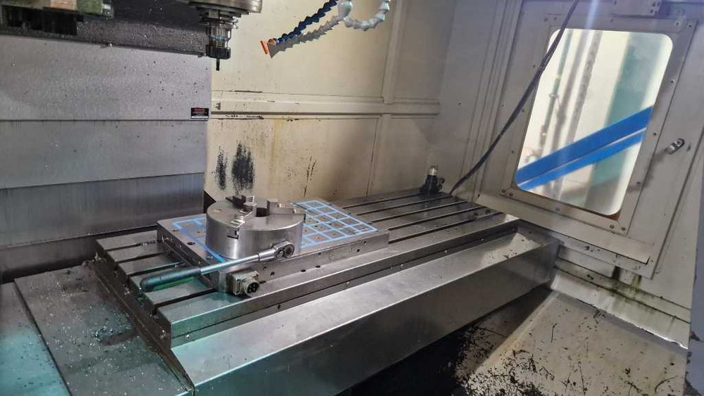 Frezarka AKIRA V5XP cnc