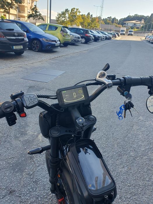Mota/bicicleta elétrica