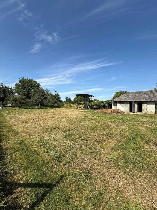 Продаж цегляного будинку в місті Калуш