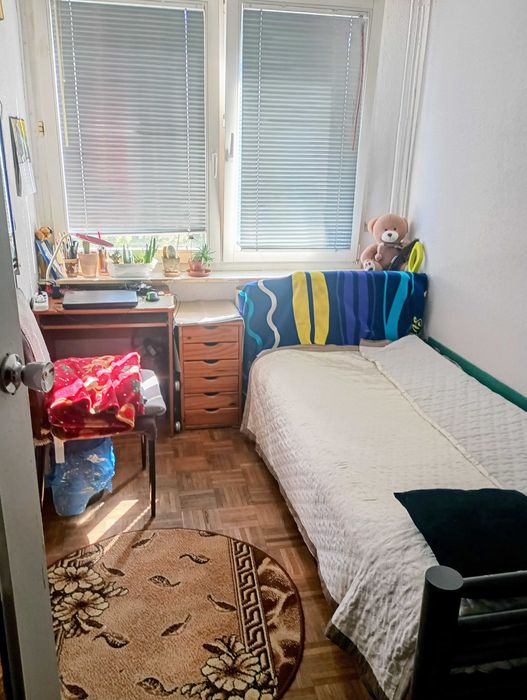 pokój dla kobiety, tanio
