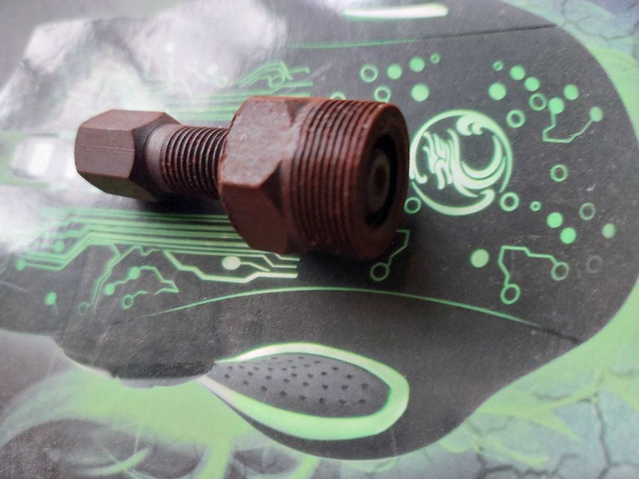 Съемник, выжимка шатунов спортивных велосипедов