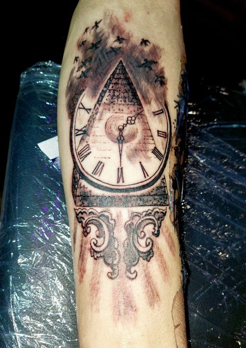 Скидка 30%. Тату. Перекрытие партака,  корекция старых работ.