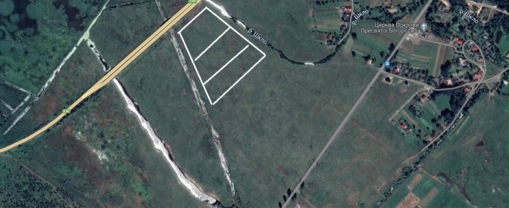 Продаж ділянок в с. Краківець, перща лінія біля траси М10, до кордону з Польщею 6 км.