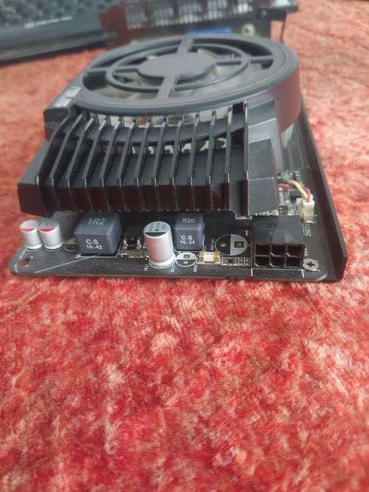 Відеокарта asus 5770