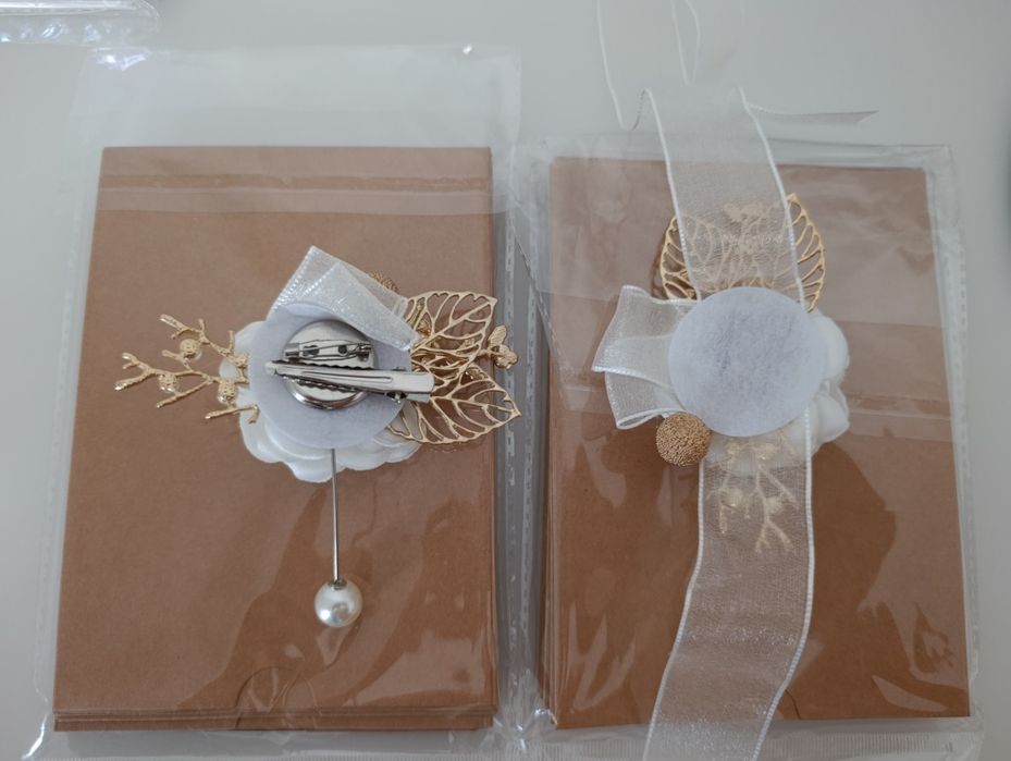 Par de flores para casamento - pulso e casaco