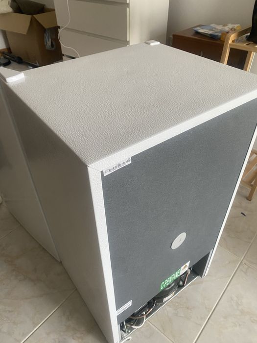 Frigororifico Mini Com Congelador Jocel JF-85