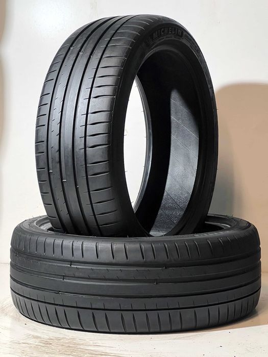 Pneus Michelin Pilot Sport 4 - 225/45/19 - Excelentes