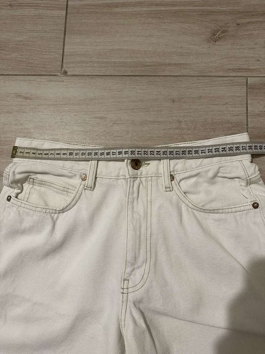 Шорти беггі бермуди Bershka