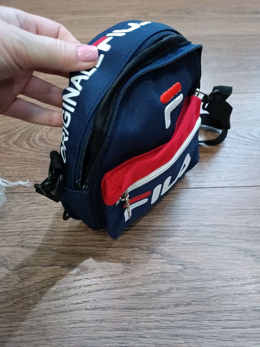 Сумочка-рюкзак,через плечо ,на пояс,барсетка новая Fila