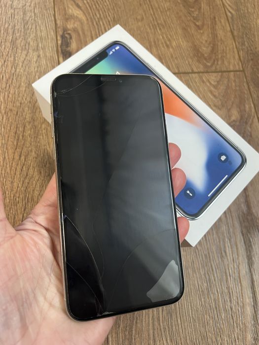 IPhone X память 256 гб