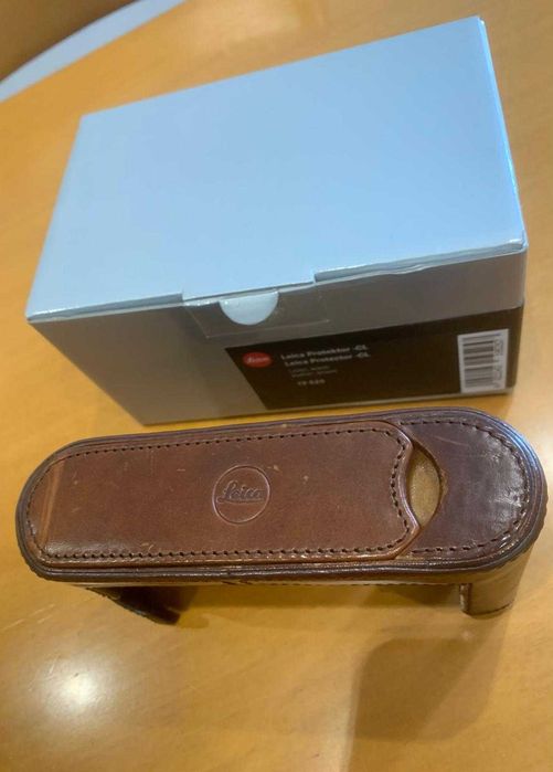 Leica CL Capa protectora Half case protector 19525