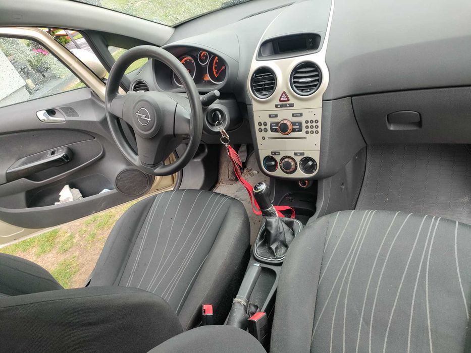 Opel Corsa 1.4 !