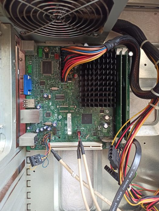 Komputer stacjonarny