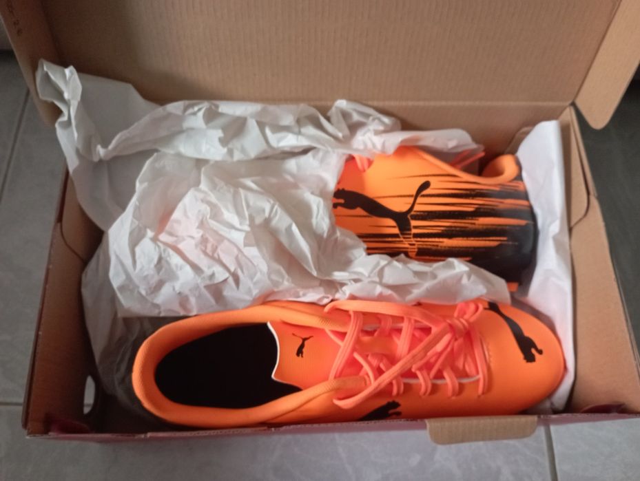 Chuteiras PUMA Novas – Autografadas por DIOGO DALOT