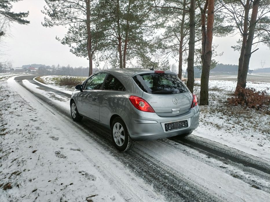 Opel Corsa D 2011