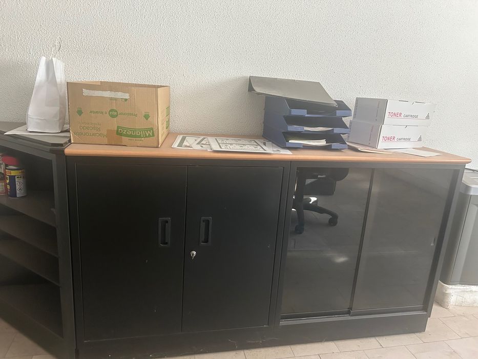 Mesas, divisórias e estantes escritório para venda