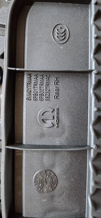 Коврики салону Jeep оригінальні
