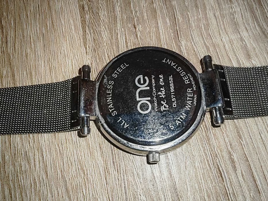 # # Relógio ONE LUSH OL5719SS52L + OFERTA SWATCH # #