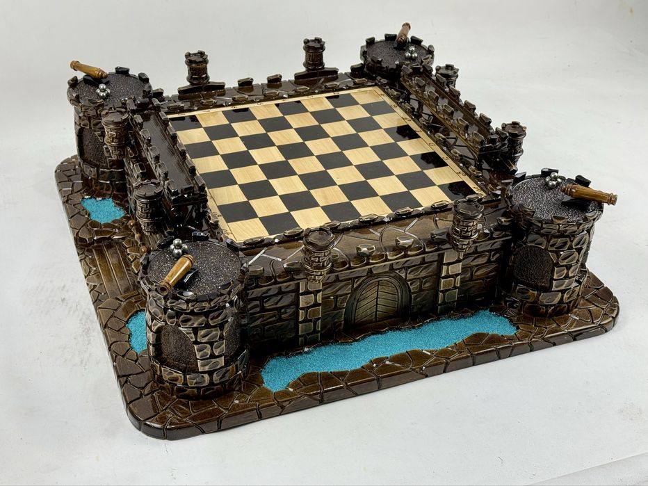 Шахматы резные ручной работы КРЕПОСТЬ