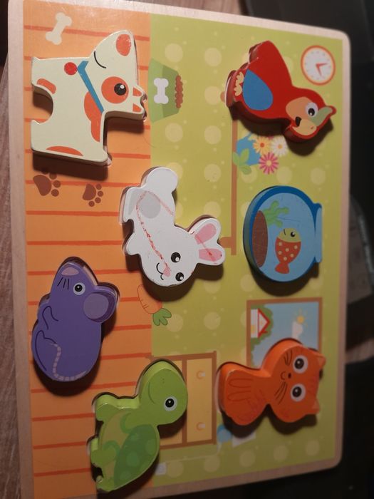 Ukladanka wkladane Drewniane Puzzle dla najmlodszych Zwierzaczki