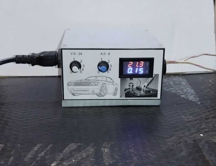 Зарядний пристрій \ універсальний блок живлення 0-20V, 0-6A