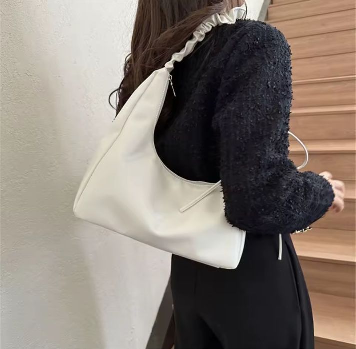 Сумка біла на плече