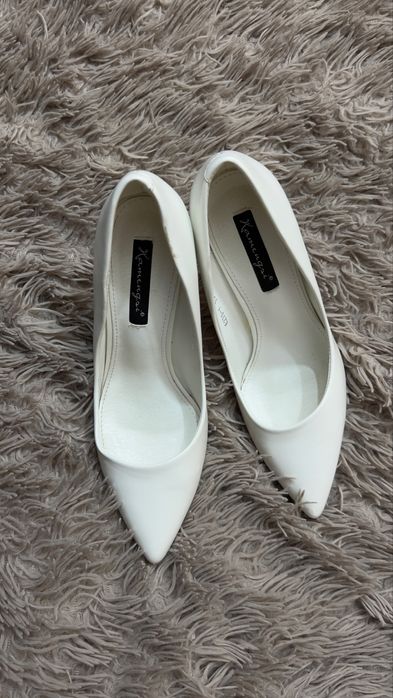 Туфли на каблуке