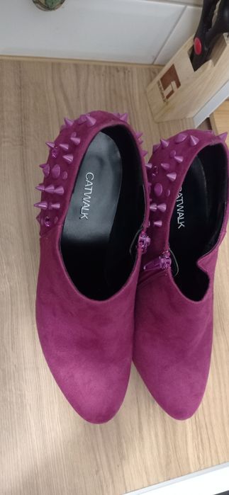 Buty na obcasie roz 41