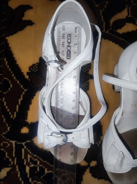 Туфлі для бальних танців