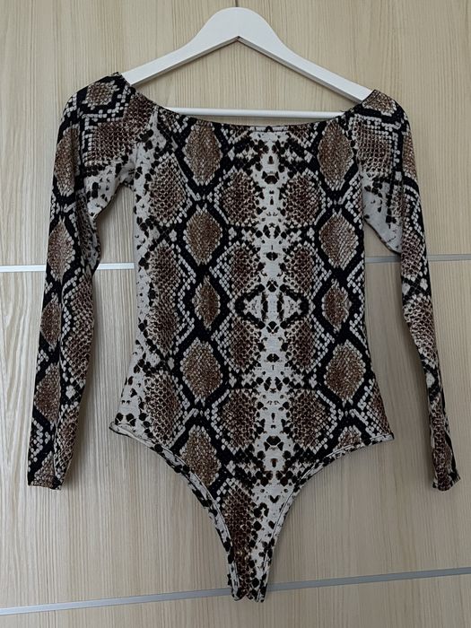 Sprzedam body marki prettylittlething