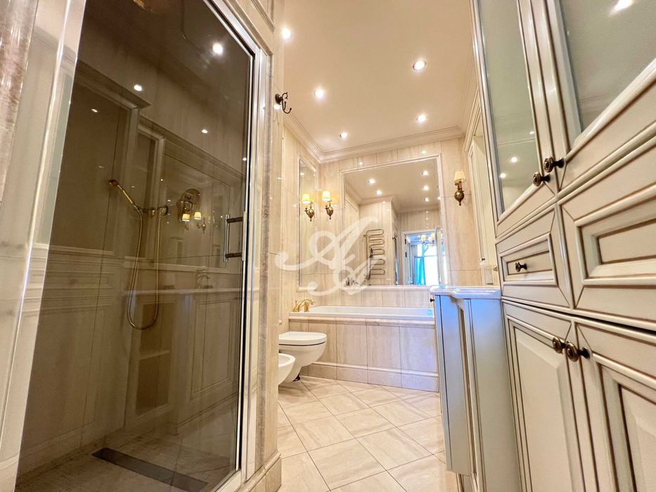 Продаж 3к квартири, ЖК Новопечерські Липки, Верхогляда, Драгомирова