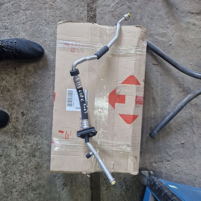 Продам трубку кондиционера 8E12607120.