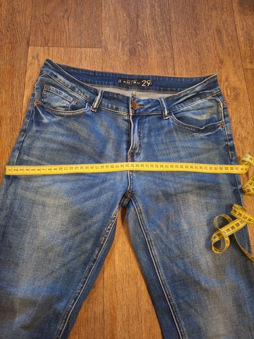 Продам стильні джинси