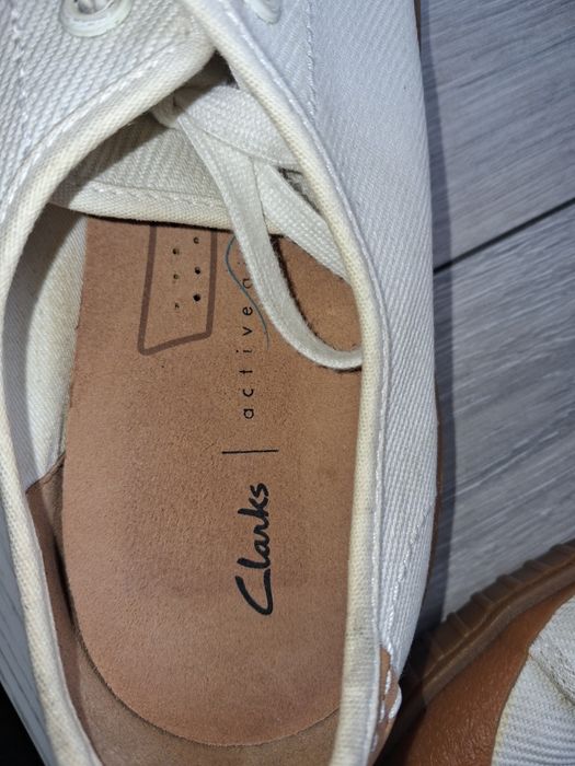 Trampki Clarks biale