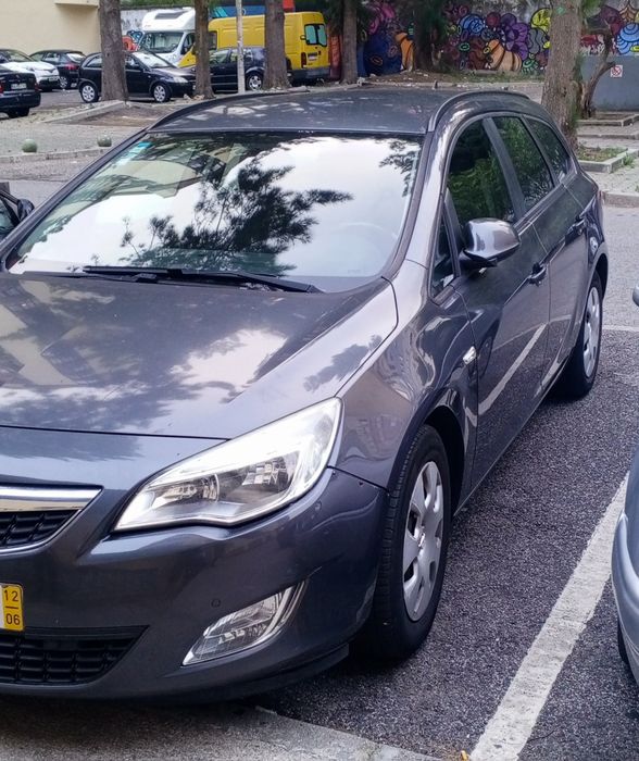 Opel astra 2012. Bom estado