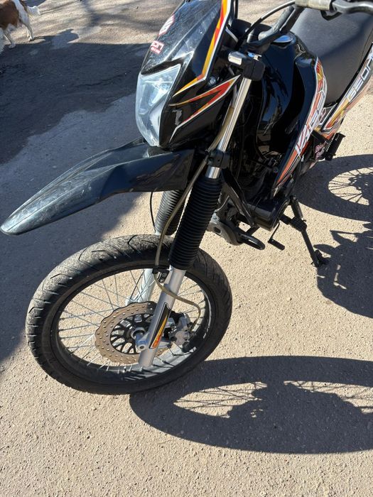 Мотоцикл Geon   X-Road Light  200 кубів