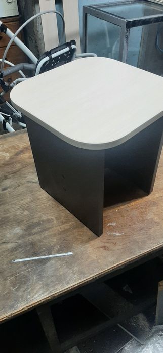 Дитяча табуретка