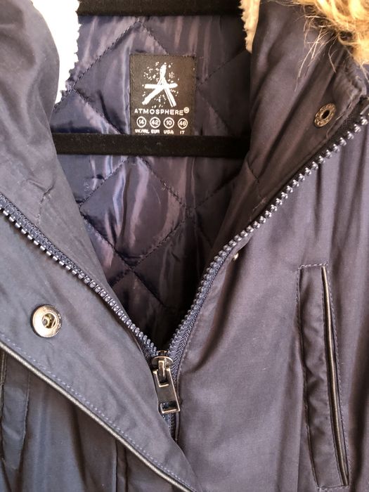 Casaco Parca azul escuro ótimo estado