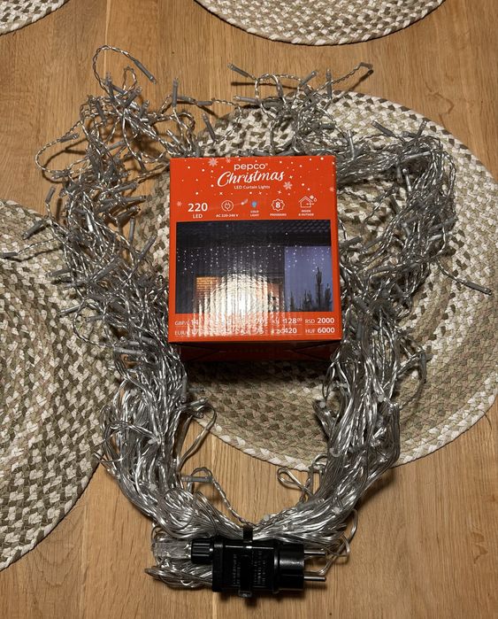 Lampki ozdobne świąteczne 220 led 7 metrów kurtyna