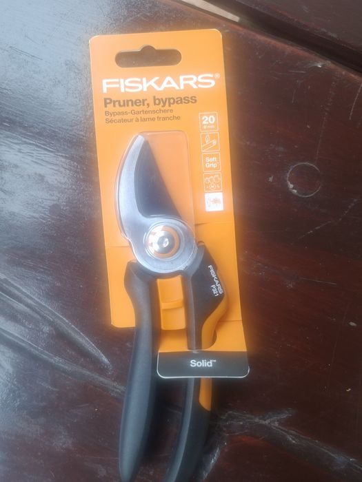 Sekator nożycowy fiskars solid