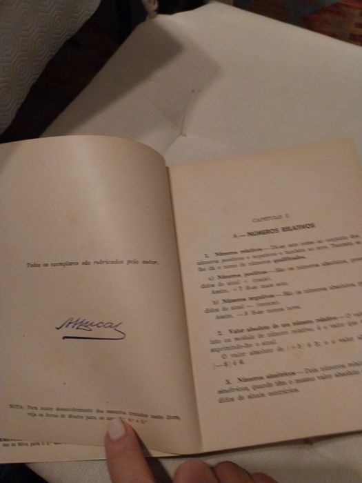 “Memento de Matemática – Exercícios Resolvidos de Álgebra