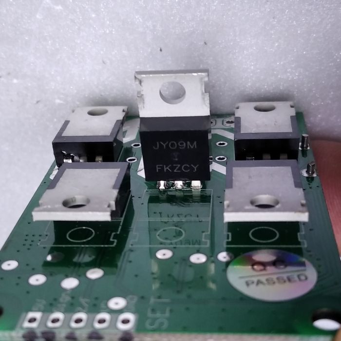 Драйвер для моторов без датчиков хола  400W  36V
10-36V
До 16A
400W