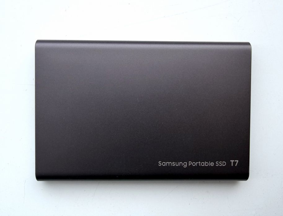 Samsung  T7 4TB, зовнішній SSD диск