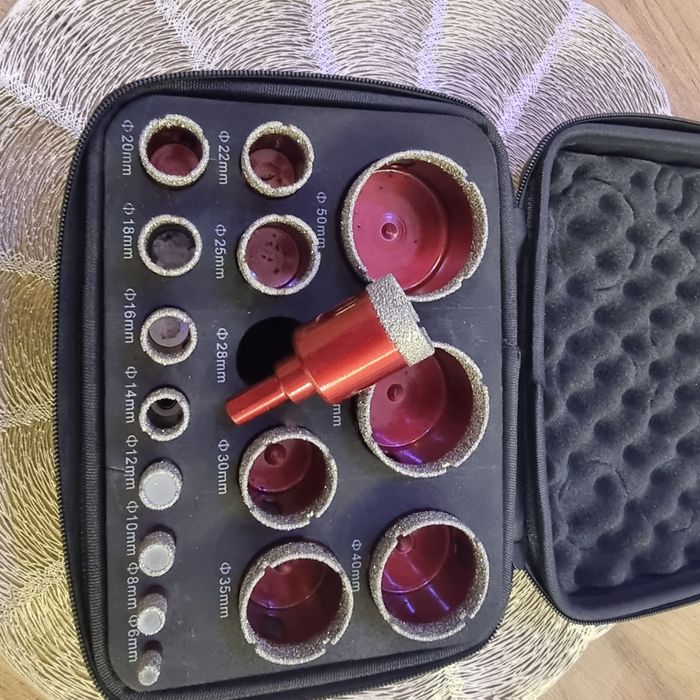 Zestaw profesjonalnych  otwornic diamentowych 16szt